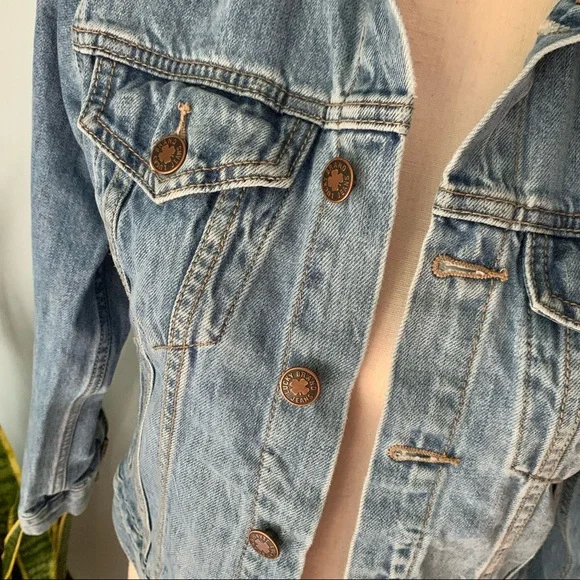 ❗️Sold❗️[ Lucky Brand ] Tomboy Trucker Denim Jacket • Size XS • 100% Cotton - Picture 4 of 11